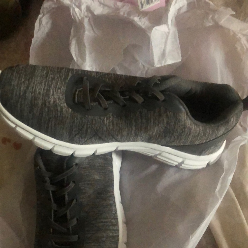 Lane Bryant gray shoes 9.5 wide